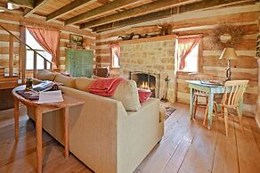 Ab Butler Marshall Creek Suite 1 Bedroom Cabin by RedAwning