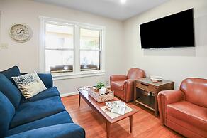 Das Mueller Guest Haus 3 Bedroom Home by RedAwning