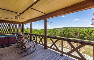 Appian Way - Oliva Studio Bedroom Cottage by RedAwning