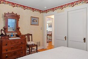 Das Bierschwale Gastehaus 2 Bedroom Home by RedAwning