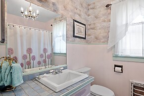 Das Bierschwale Gastehaus 2 Bedroom Home by RedAwning