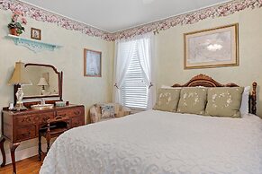 Das Bierschwale Gastehaus 2 Bedroom Home by RedAwning