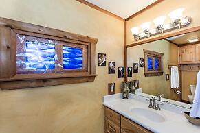 Appian Way - Provence Studio Bedroom Cottage by RedAwning