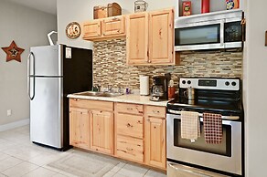 Far View Gasthaus 2 Bedroom Apts by RedAwning