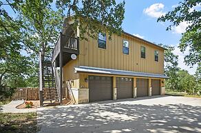 Far View Gasthaus 2 Bedroom Apts by RedAwning