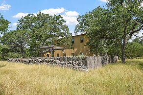 Far View Gasthaus 2 Bedroom Apts by RedAwning