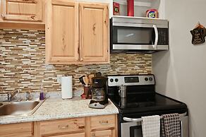 Far View Gasthaus 2 Bedroom Apts by RedAwning