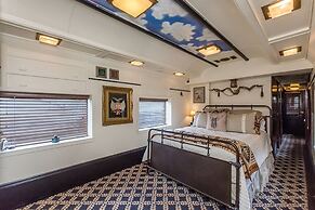 1894 Private Pullman Palace Ca 1 Bedroom Apts by Redawning