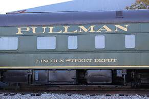 1894 Private Pullman Palace Ca 1 Bedroom Apts by Redawning