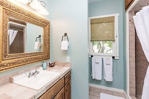 Beverly Haus Aka Dippel Haus 2 Bedroom Home by RedAwning