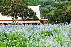 Hidden Rock Ranch 3 Bedroom Cabin by Redawning