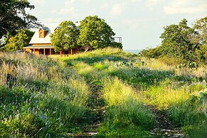 Hidden Rock Ranch 3 Bedroom Cabin by Redawning