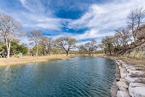 Hidden Rock Ranch 3 Bedroom Cabin by Redawning