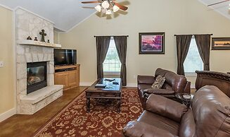 Celtic Studio Bedroom Cottage by RedAwning