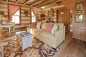 Ab Butler - Both Suites 2 Bedroom Cabin by RedAwning