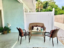 Island Gem A 2 Bedroom Villa by RedAwning