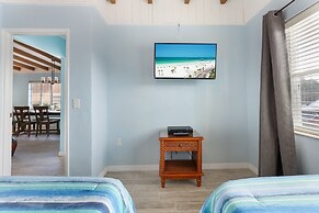 Island Gem A 2 Bedroom Villa by RedAwning