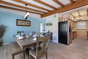 Island Gem A 2 Bedroom Villa by RedAwning