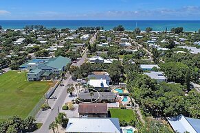 Island Gem A 2 Bedroom Villa by RedAwning