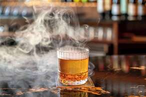 Cambria Hotel Detroit Downtown