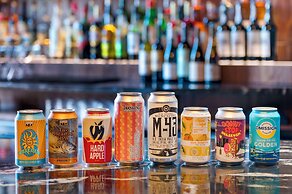 Cambria Hotel Detroit Downtown