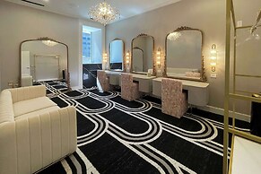 Cambria Hotel Detroit Downtown