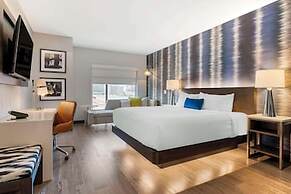 Cambria Hotel Detroit Downtown