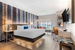 Cambria Hotel Detroit Downtown