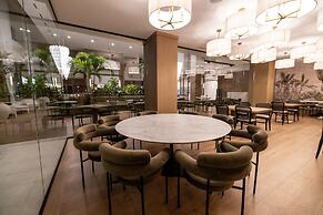 Cambria Hotel Detroit Downtown