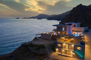 Villa Sunrise - South Crete Sea View