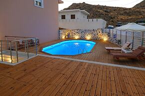 Villa Sunrise - South Crete Sea View
