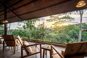 Exceptional 2 BR Suites in Ubud Hidden Gem