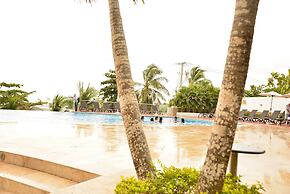 Modern 3 Bedroom Apartment With Sea-beach View