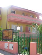 Apartment c6 With Sea View Terrace, TV, air Conditioning, Wifi, Swimmi