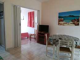 Apartment c6 With Sea View Terrace, TV, air Conditioning, Wifi, Swimmi