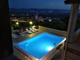 Apartment c6 With Sea View Terrace, TV, air Conditioning, Wifi, Swimmi