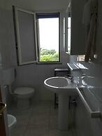 Apartment c6 With Sea View Terrace, TV, air Conditioning, Wifi, Swimmi