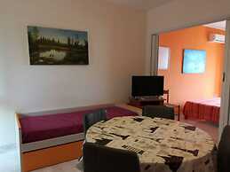 Apartment c6 With Sea View Terrace, TV, air Conditioning, Wifi, Swimmi