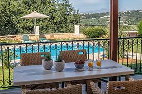 Chloe - Gerani Villas With Private Pool