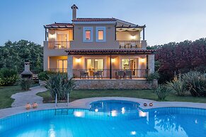 Chloe - Gerani Villas With Private Pool