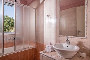 Chloe - Gerani Villas With Private Pool