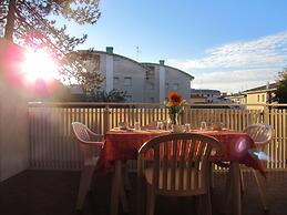 Bright Studio by the Beach - Beahost