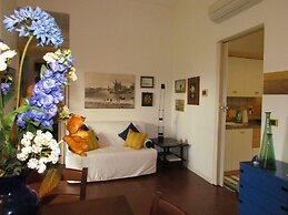 Lovely Villa With Spacious Private Garden