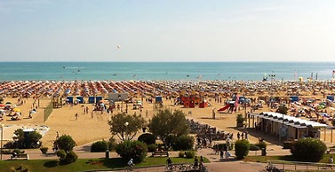 Villa in Bibione Pineda - A Beach Place Included by Beahost Rentals