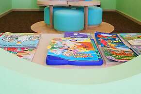 Three Bedroom Apartment, Oakwood Premier Cozmo Jakarta