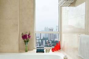 Three Bedroom Executive Apartment, Somerset Berlian Jakarta