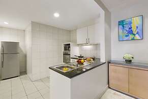 Three Bedroom Executive Apartment, Somerset Berlian Jakarta