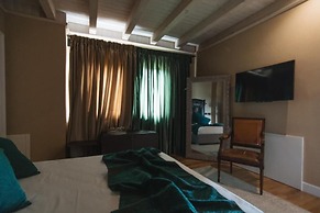 Leano Agriresort - Deluxe Double Room