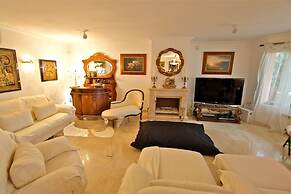 Alcudia Beach Front Villa, Private Indoor Pool