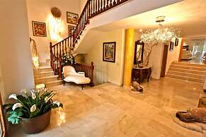 Alcudia Beach Front Villa, Private Indoor Pool